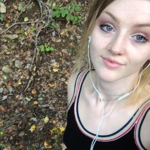 Meet your Posher, Dana